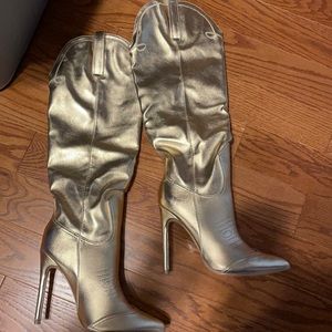 Good cowboy style boot